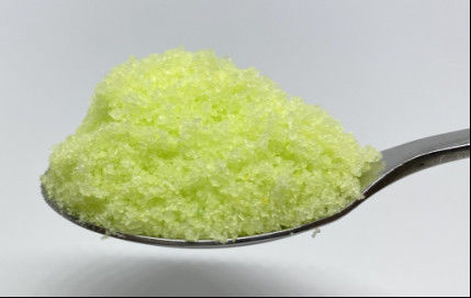 Yellow NPK Water Soluble Fertilizers 30 10 10 High Nitrogen Fertilizer For Vegetables
